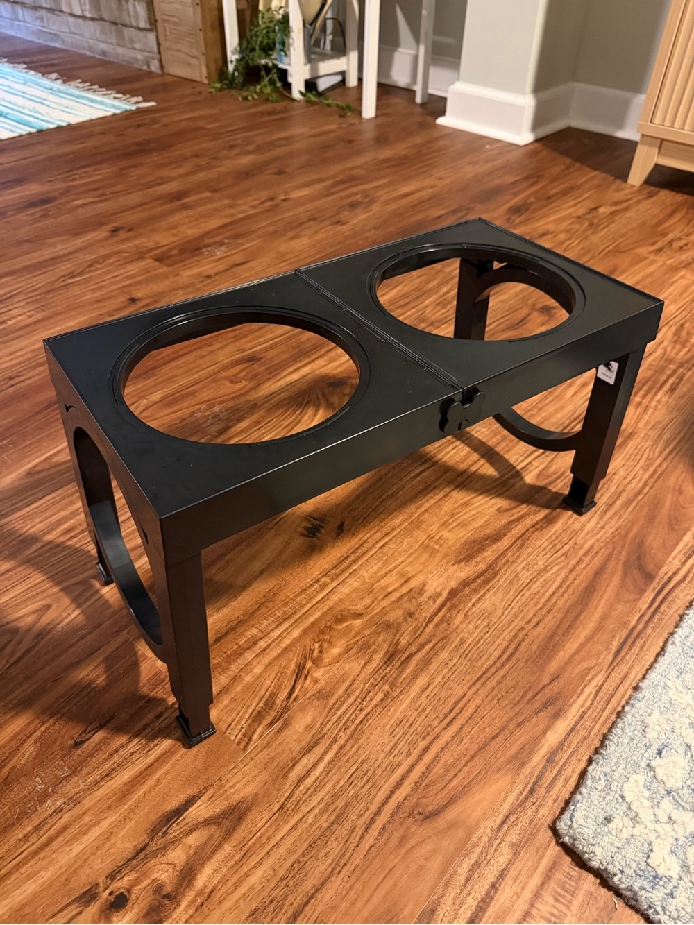Black Elevated Double Bowl Pet Feeder